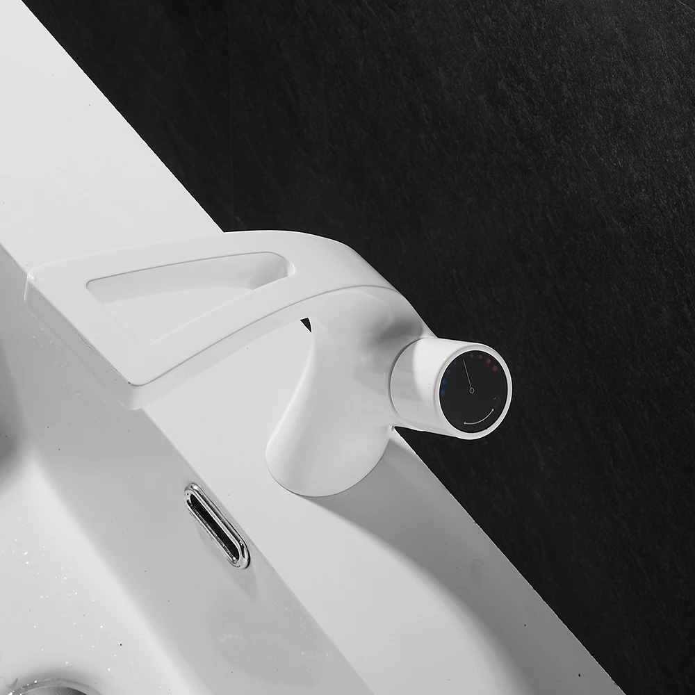 Becola Waterfall Water Outlet Умывальник с плоской головкой и смесителем с одной ручкой Современный дизайн, прочный и долговечный
Becola Waterfall Water Outlet Умывальник с плоской головкой и смесителем с одной ручкой Современный дизайн, прочный и долговечный