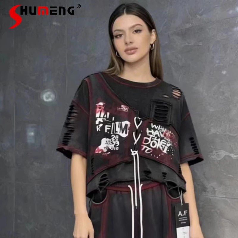 Women's 2026 Summer New Fashion Tees Female Lace-up Letter Print Hole Design T-Shirts Ladies Personality Short-sleeve Chic Tops
Women's 2026 Summer New Fashion Tees Female Lace-up Letter Print Hole Design T-Shirts Ladies Personality Short-sleeve Chic Tops