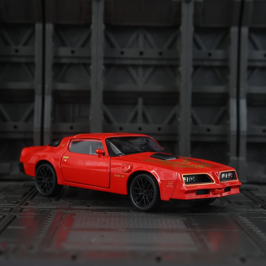 1:32 Имитация модели автомобиля из сплава Pontiac Firebird, подвеска, открывающиеся двери, звук и свет, суперкар с возвратом мощности
1:32 Имитация модели автомобиля из сплава Pontiac Firebird, подвеска, открывающиеся двери, звук и свет, суперкар с возвратом мощности