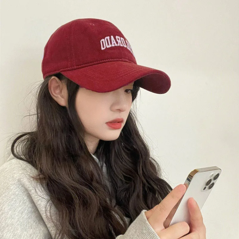 Retro Nostalgia Embroidered Baseball Caps Spring Autumn Women Men Leisure Peaked Hat Outdoor Shade Cotton Adjustable Sports Cap
Retro Nostalgia Embroidered Baseball Caps Spring Autumn Women Men Leisure Peaked Hat Outdoor Shade Cotton Adjustable Sports Cap