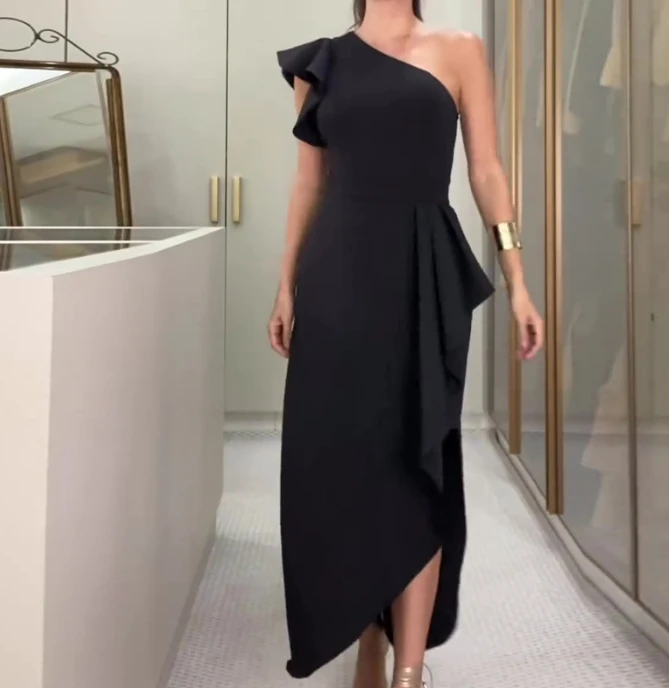 Women's Fashion Dress 2025 Summer Latest Hot Selling Casual Fashion Solid Color Slant Collar Lace Sleeve Split Sexy Long Dress
Women's Fashion Dress 2025 Summer Latest Hot Selling Casual Fashion Solid Color Slant Collar Lace Sleeve Split Sexy Long Dress