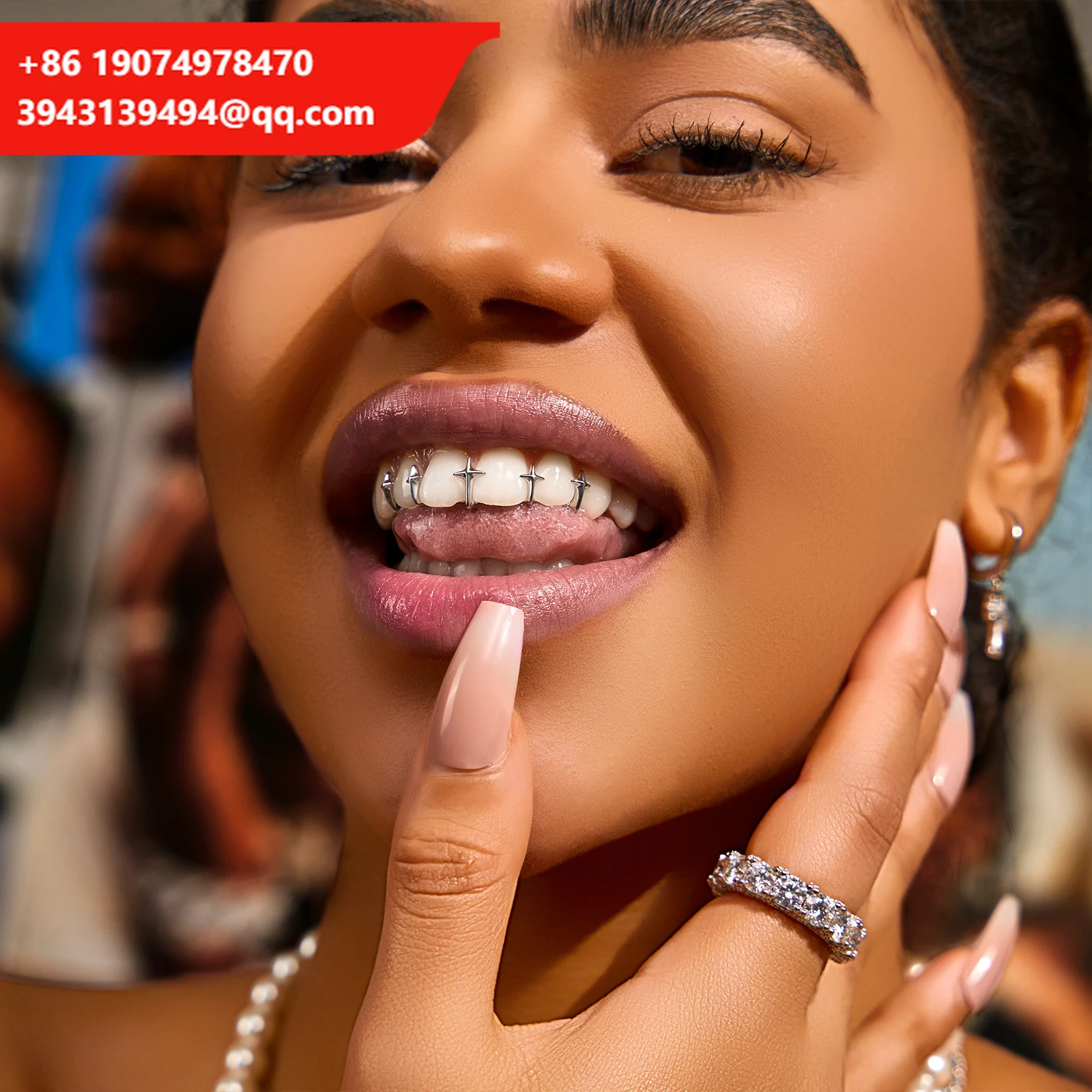 Новые блестящие грилзы с крестом, настраиваемые, 10-18K, из серебра S925, ювелирные грилзы с муассанитом, модный дизайн с крестом для женщин
Новые блестящие грилзы с крестом, настраиваемые, 10-18K, из серебра S925, ювелирные грилзы с муассанитом, модный дизайн с крестом для женщин