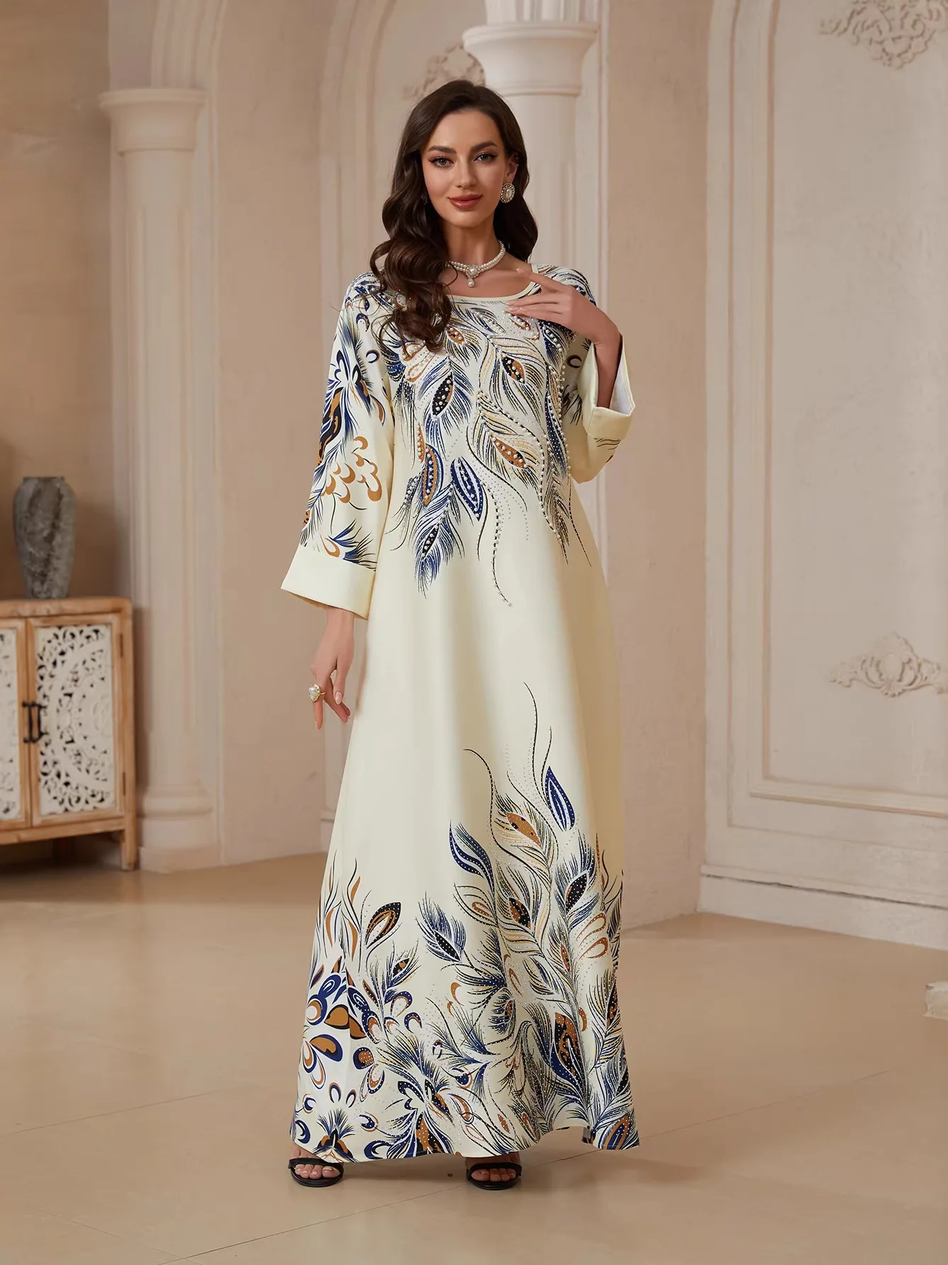 Middle East Cross-border Loose Fit National Style Printed Dress Rhinestone Embellished Women's Fashion Spring Season Polyester
Middle East Cross-border Loose Fit National Style Printed Dress Rhinestone Embellished Women's Fashion Spring Season Polyester
