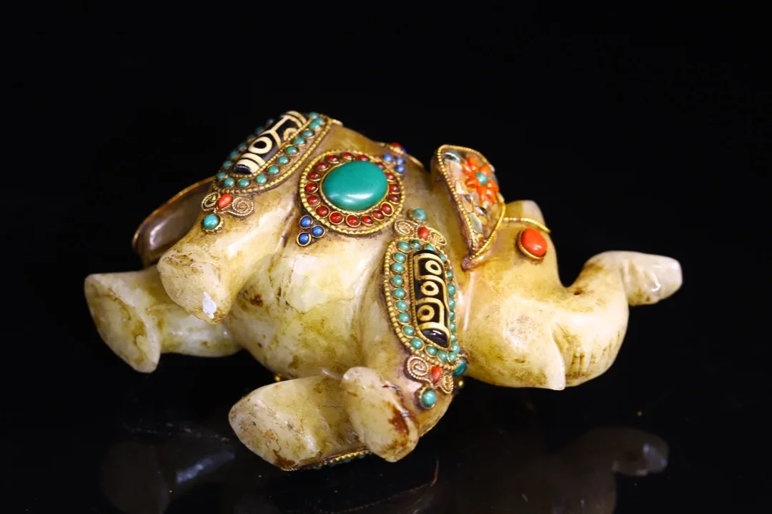 5"Tibetan Temple Collection Old Natural Crystal Mosaic Gem gZi Beads Shell Elephant Statue Amulet Worship Hall Town house
5"Tibetan Temple Collection Old Natural Crystal Mosaic Gem gZi Beads Shell Elephant Statue Amulet Worship Hall Town house