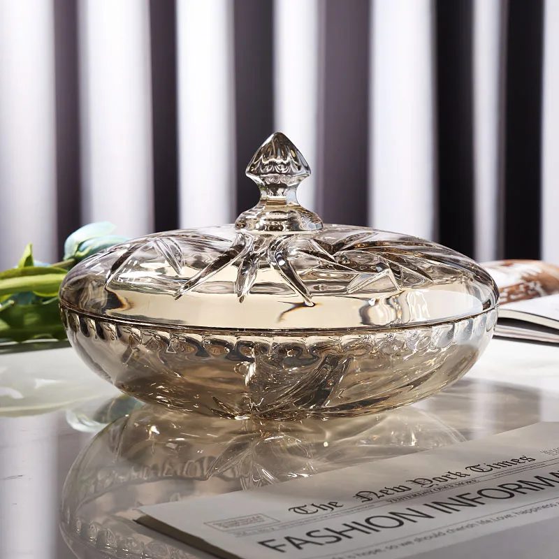 Light luxury household New Year's dried fruit plate with candy and melon seeds, storage box with lid, crystal glass nut plate
Light luxury household New Year's dried fruit plate with candy and melon seeds, storage box with lid, crystal glass nut plate