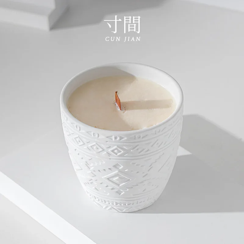 Candle Holders Artistic Relief Ceramic Aromatherapy Candle Empty Cup DIY Home Decoration Candle Jar Wedding Decoration m
Candle Holders Artistic Relief Ceramic Aromatherapy Candle Empty Cup DIY Home Decoration Candle Jar Wedding Decoration m