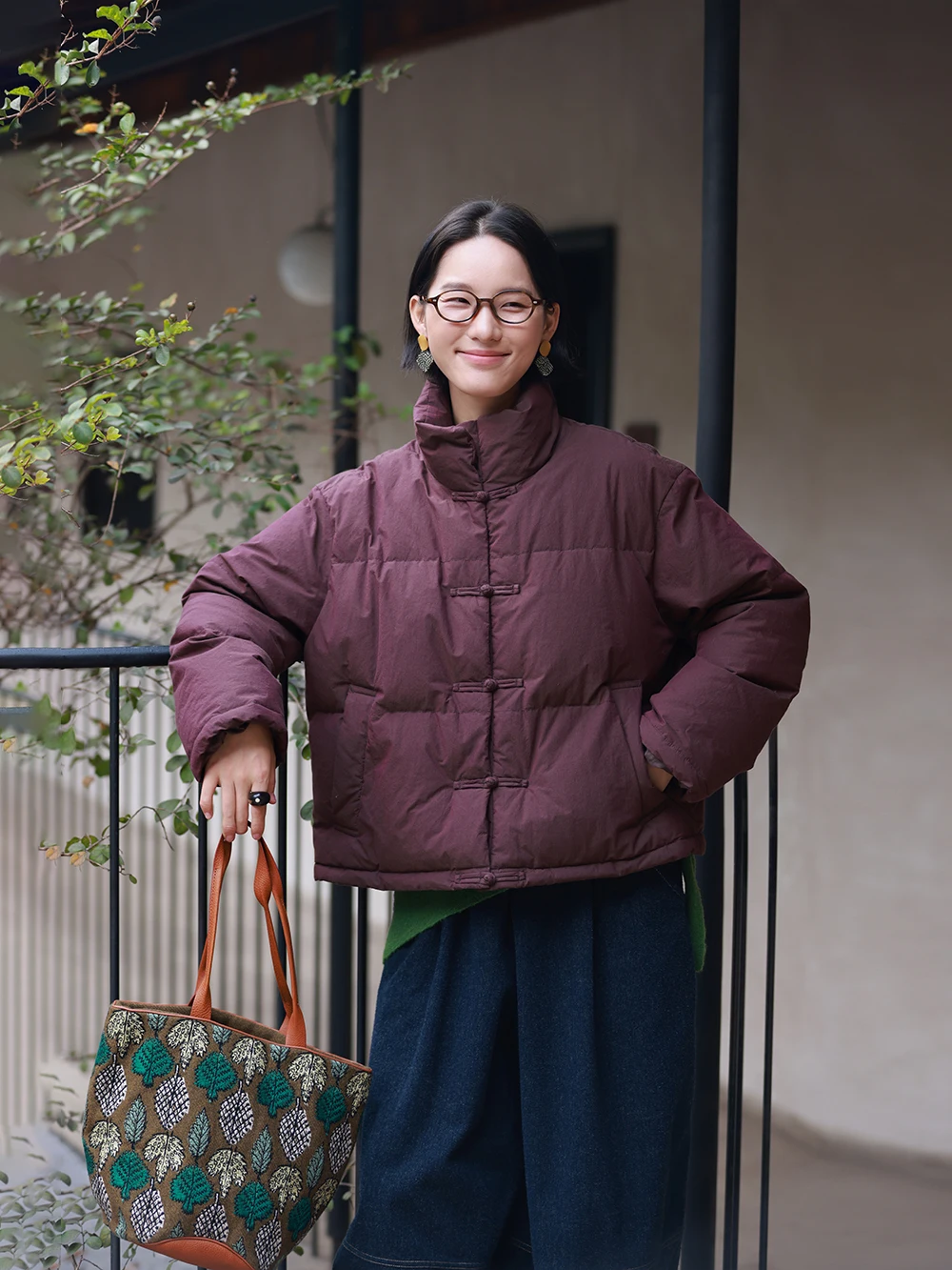 Новая зимняя коллекция 2025: Утепленная куртка из плотного хлопка с воротником-стойкой, 95% белый пух, новый китайский стиль, пуховик-жакет, верхняя одежда
Новая зимняя коллекция 2025: Утепленная куртка из плотного хлопка с воротником-стойкой, 95% белый пух, новый китайский стиль, пуховик-жакет, верхняя одежда