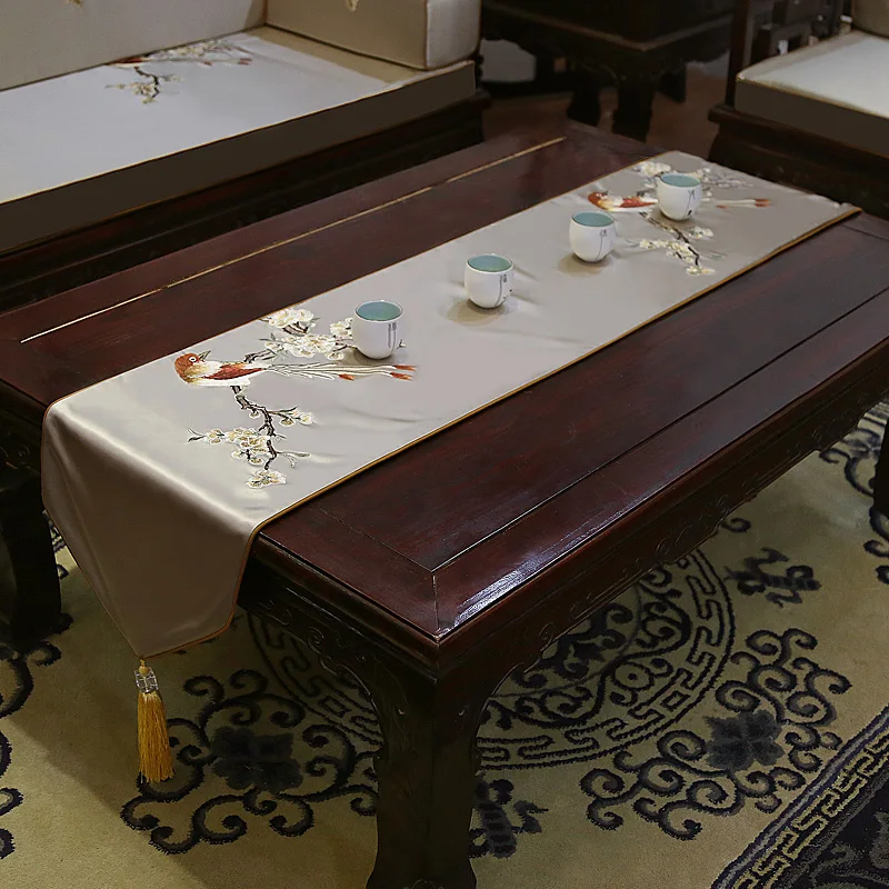 New Chinese-style Embroidered Table Flag Classical High-end Coffee Table Runner TV Cabinet Tea Table Cover Tablecloth
New Chinese-style Embroidered Table Flag Classical High-end Coffee Table Runner TV Cabinet Tea Table Cover Tablecloth