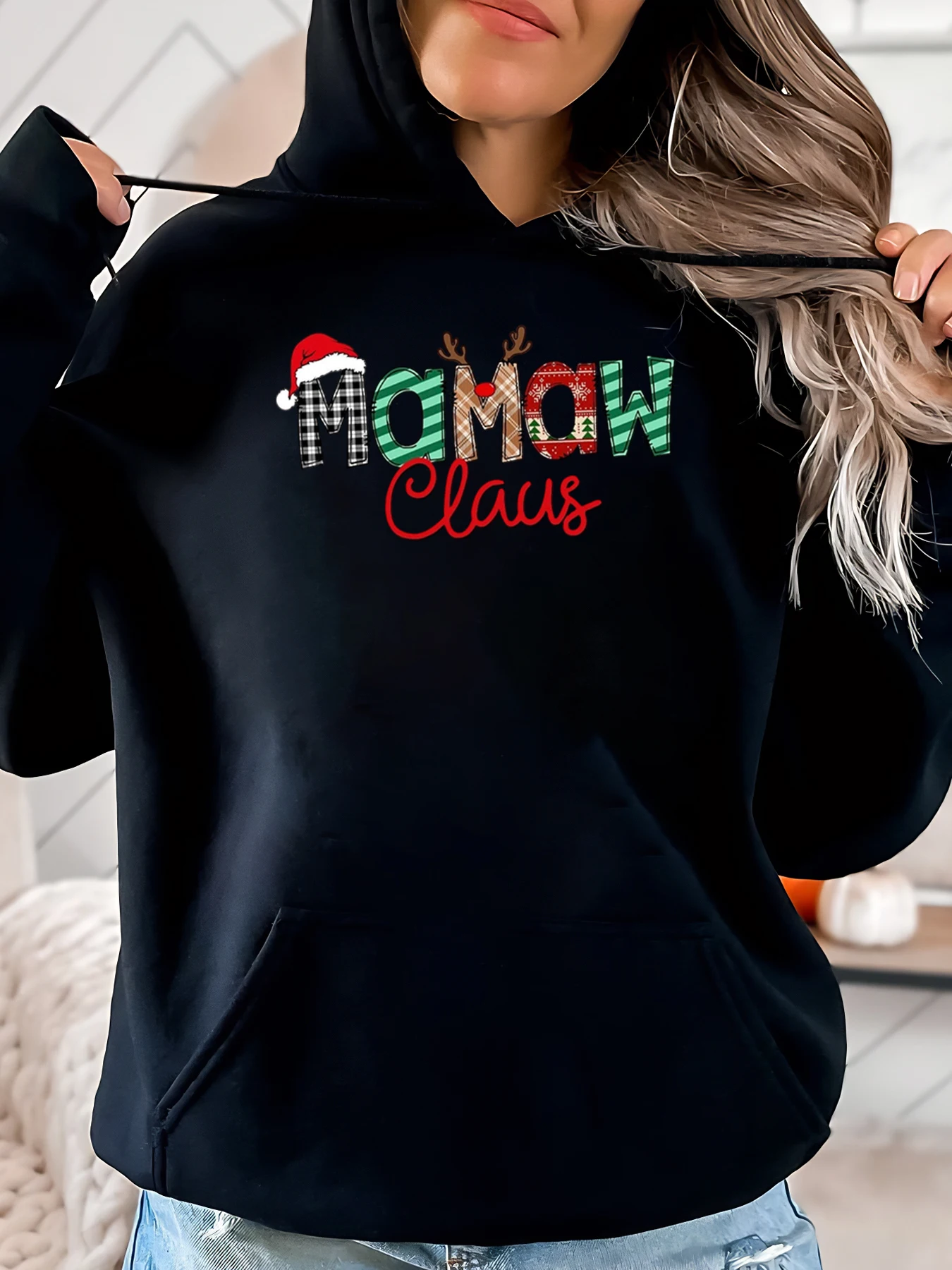 Толстовка с рождественским принтом Mamaw Claus, женская праздничная одинаковая одежда для всей семьи, черный, больших размеров
Толстовка с рождественским принтом Mamaw Claus, женская праздничная одинаковая одежда для всей семьи, черный, больших размеров