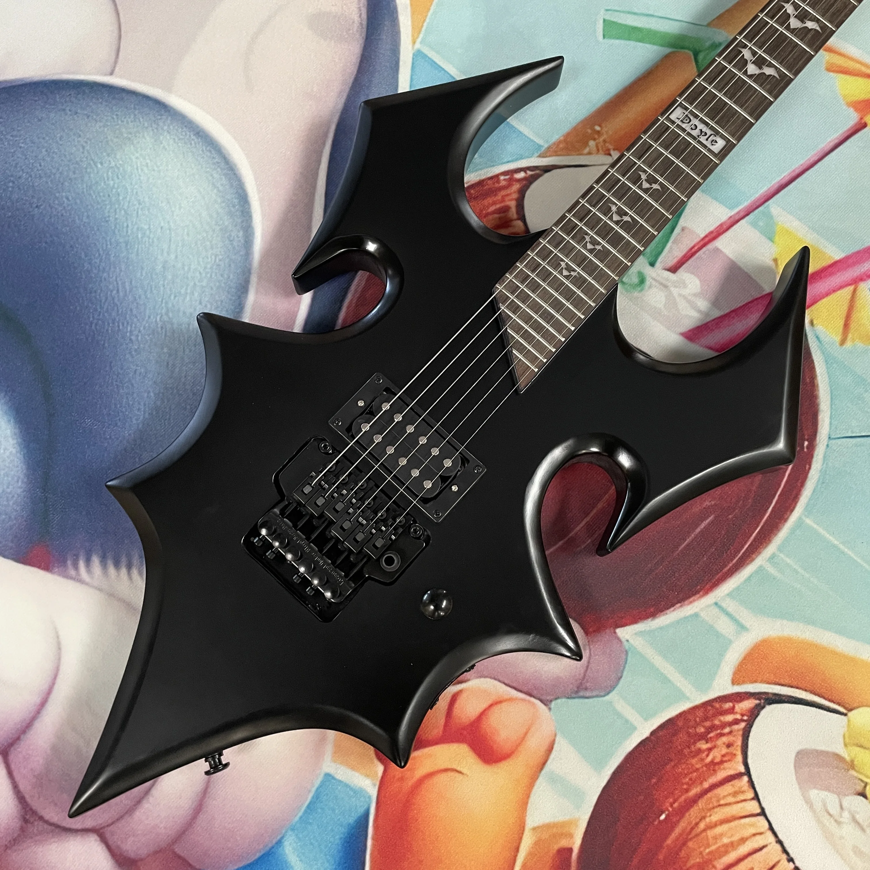 6-струнная электрогитара в форме палисандра, гриф с системой тремоло, матовая черная гитара
6-струнная электрогитара в форме палисандра, гриф с системой тремоло, матовая черная гитара