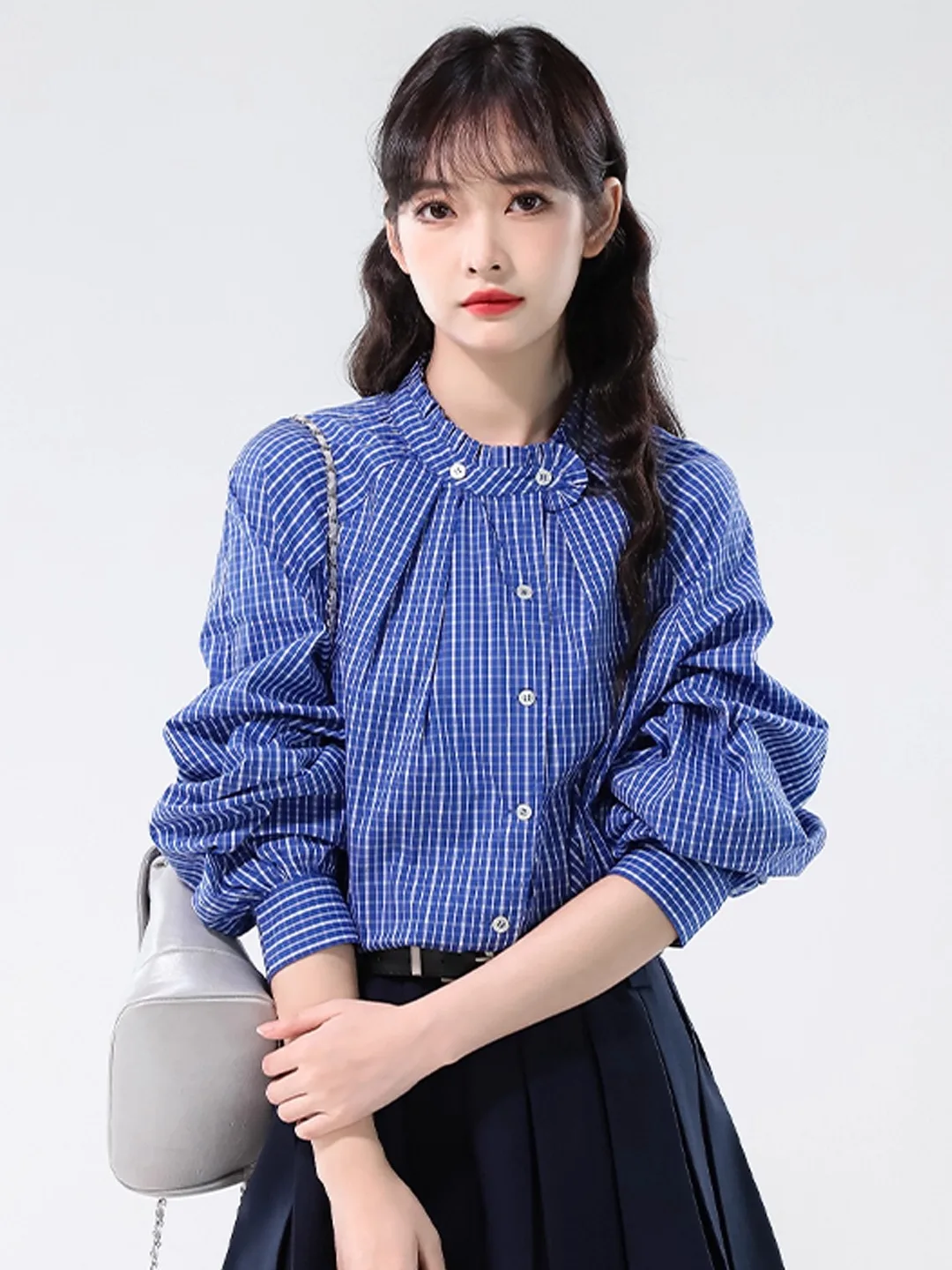 Loose Long Sve Pleated Stand Collar Blue Plaid Women's irt Versatile Faionable French Sle Breathable Lightweight
Loose Long Sve Pleated Stand Collar Blue Plaid Women's irt Versatile Faionable French Sle Breathable Lightweight