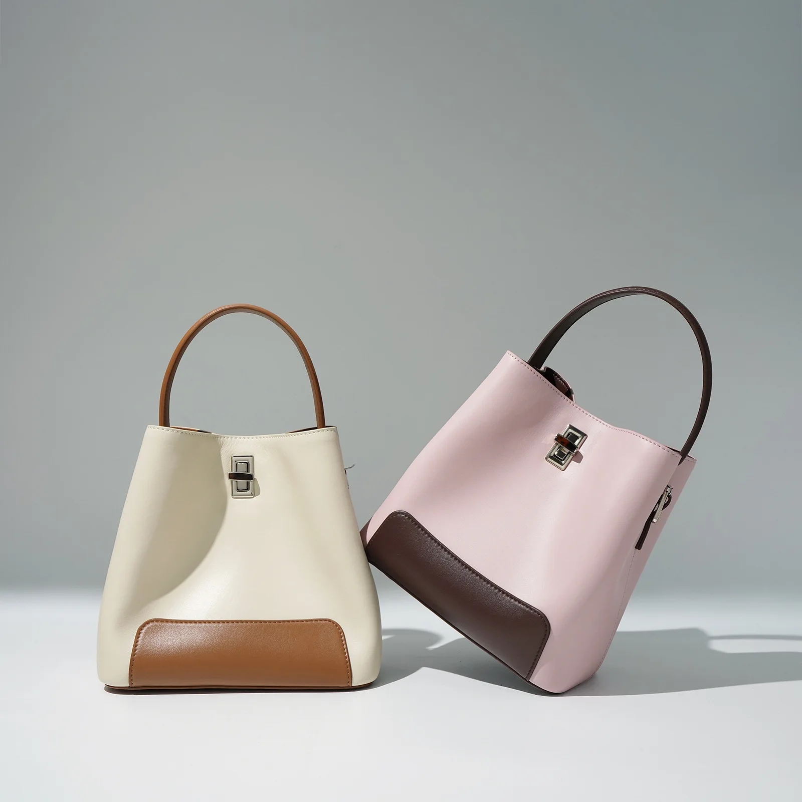 Minimalist Business Leisure Tote Bag For Ladies As A Shoulder And Crossbody Bag With Roomy Interior Includes Diaper Bag
Minimalist Business Leisure Tote Bag For Ladies As A Shoulder And Crossbody Bag With Roomy Interior Includes Diaper Bag