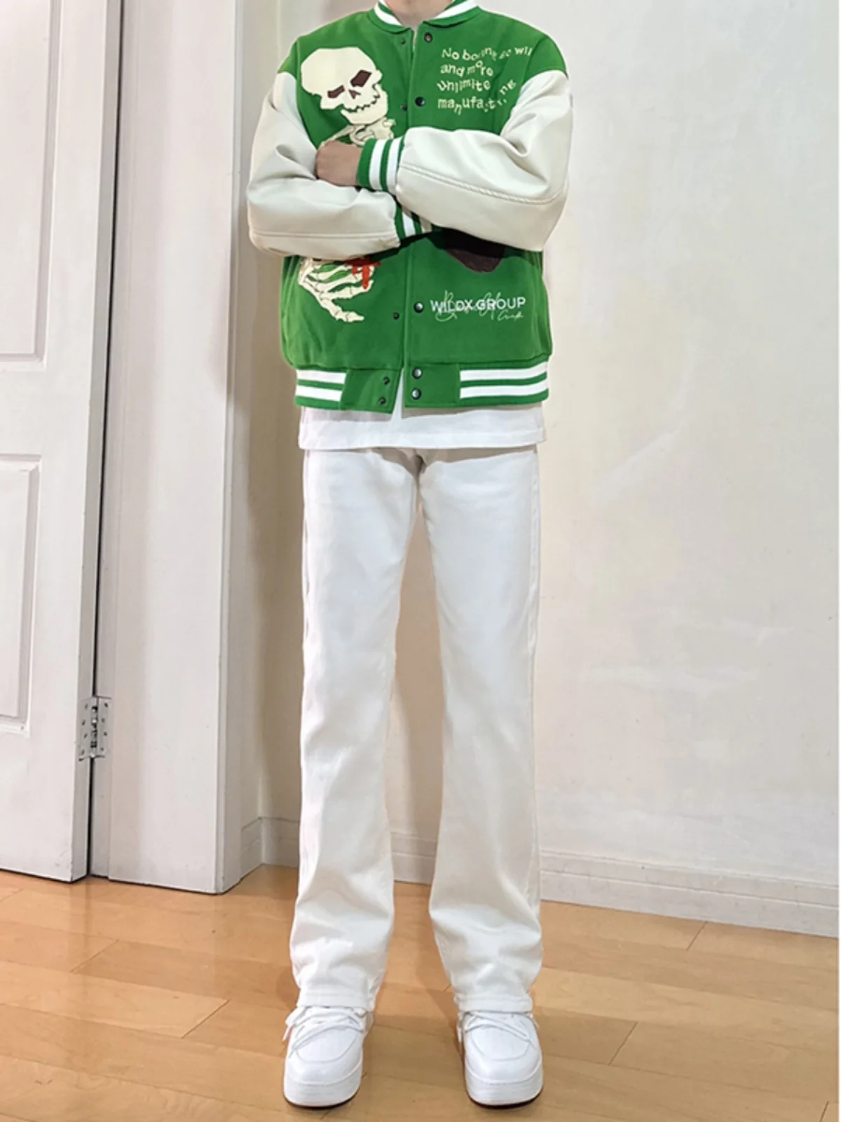Cleanfit White Denim Jeans Men's Autumn Winter Straight Leg Elastic Slim Fit Jeans Trendy Brand High Street Vibe Cotton Polye...
Cleanfit White Denim Jeans Men's Autumn Winter Straight Leg Elastic Slim Fit Jeans Trendy Brand High Street Vibe Cotton Polye...