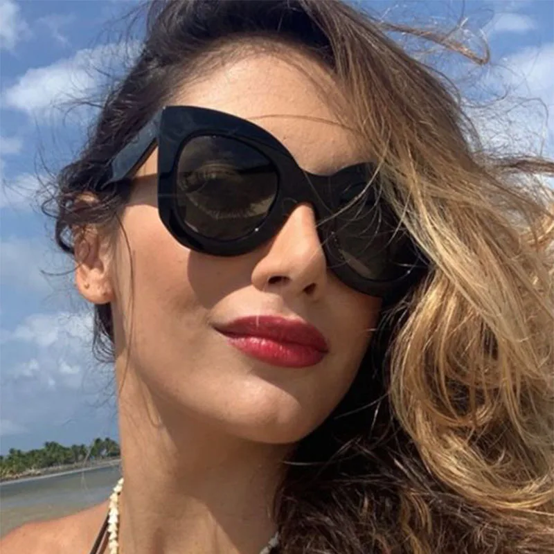 DYTYMJ Classic Cat Eye Sunglasses Women Luxury Round Sunglasses Women Big Frame Sun Glasses for Men Classic Gafas De Sol Mujer
DYTYMJ Classic Cat Eye Sunglasses Women Luxury Round Sunglasses Women Big Frame Sun Glasses for Men Classic Gafas De Sol Mujer