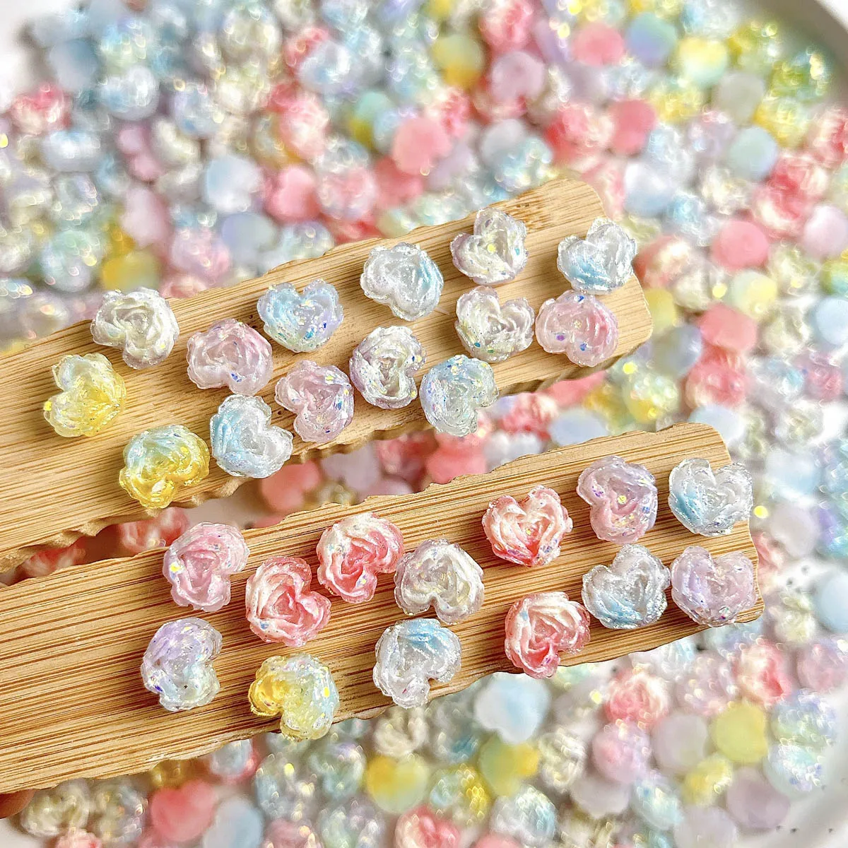 Novelty Creative Resin Heart Flowers Nail Charms Gradient Colored Luminous Fine Sparkling Blossoms Nail Art Decorations for DIY
Novelty Creative Resin Heart Flowers Nail Charms Gradient Colored Luminous Fine Sparkling Blossoms Nail Art Decorations for DIY