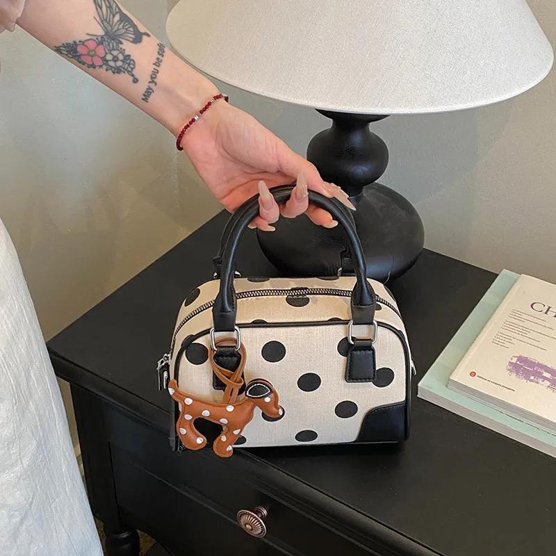 Kawaii Polka Dot Mini Boston Bag with Dalmatians Dog Charm Retro Canvas Handbag Women Sweet Cute Crossbody Shoulder Bag
Kawaii Polka Dot Mini Boston Bag with Dalmatians Dog Charm Retro Canvas Handbag Women Sweet Cute Crossbody Shoulder Bag