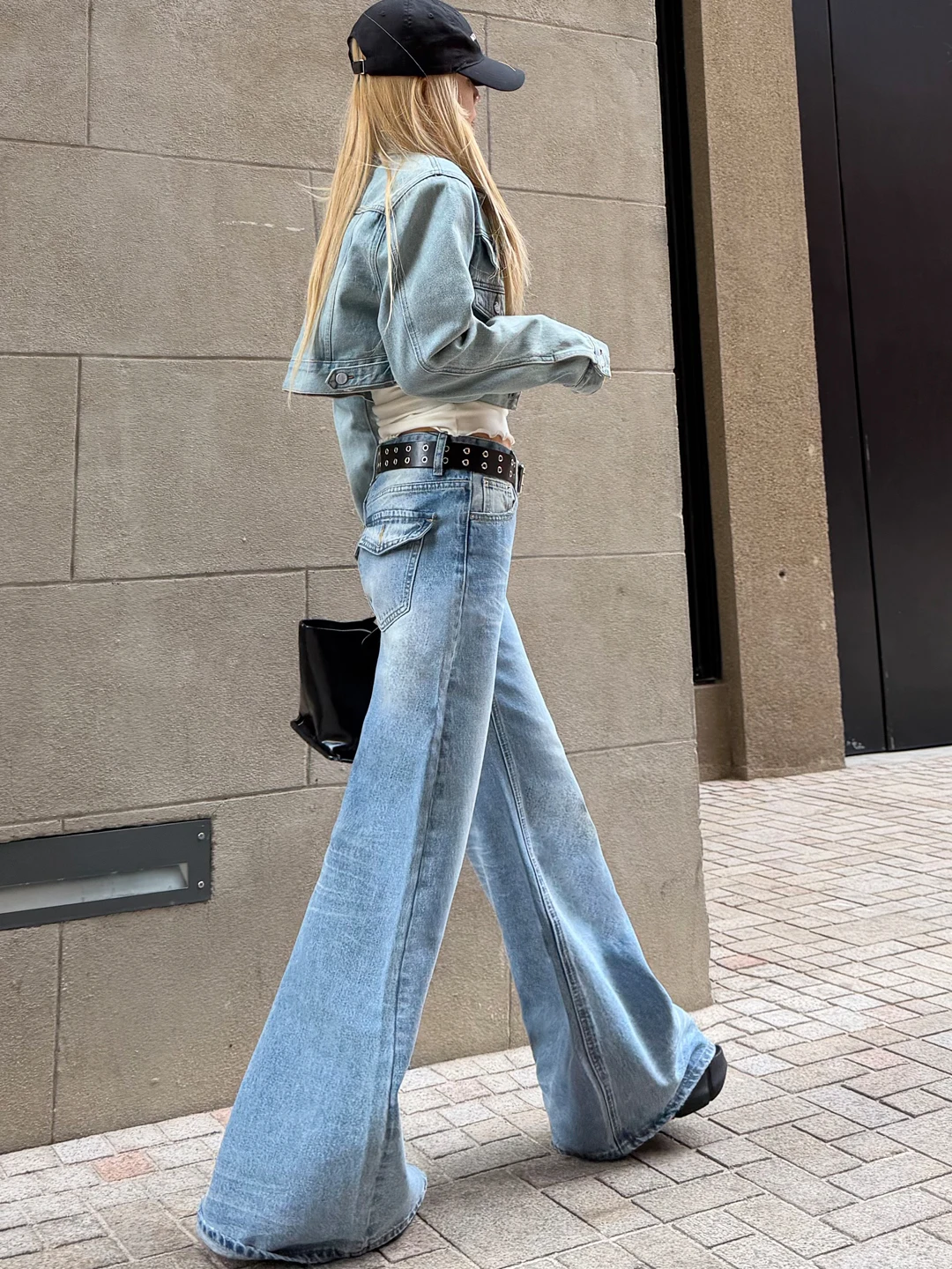 Light Blue Waed Wide Leg Jeans Women's Spring 2026 New Floor Length Casual Pants Dra Slimming Vintage Sle
Light Blue Waed Wide Leg Jeans Women's Spring 2026 New Floor Length Casual Pants Dra Slimming Vintage Sle