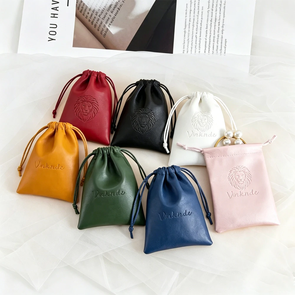Wholesale Pink Jewelry Leather Bag Wedding Gift Ring Earrings Candy Chocolate Pouch Portable Travel Storage Pocket Personalized
Wholesale Pink Jewelry Leather Bag Wedding Gift Ring Earrings Candy Chocolate Pouch Portable Travel Storage Pocket Personalized
