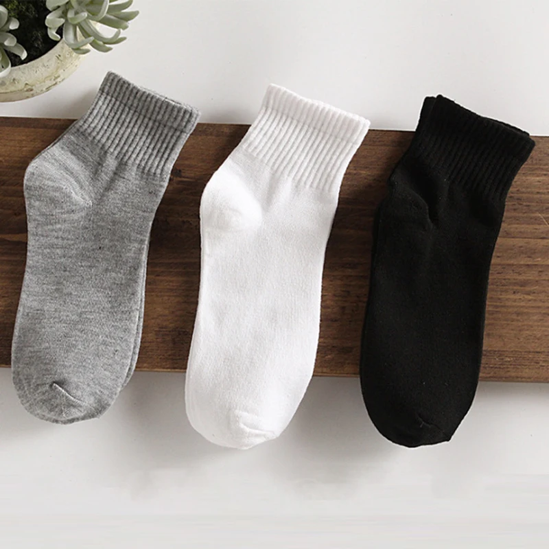 Men's Socks Four Seasons Polyester Cotton Breathable Sweat-absorbing Mid-tube Sports Socks Spring and Summer New Wholesale
Men's Socks Four Seasons Polyester Cotton Breathable Sweat-absorbing Mid-tube Sports Socks Spring and Summer New Wholesale