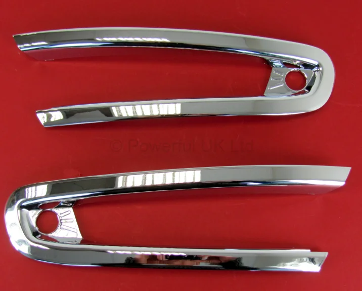 Chrome Rear Bumper Fog Lamp Surrounds for Range Rover Evoque Dynamic / Autobiography models only
Chrome Rear Bumper Fog Lamp Surrounds for Range Rover Evoque Dynamic / Autobiography models only