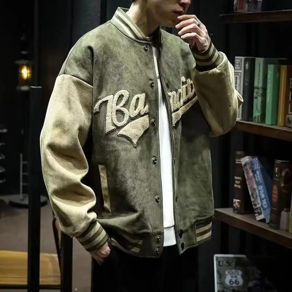 Men Suede Baseball Coat Stand Collar Long Sleeve Single Breasted Jacket Embroidery Letter Print Patchwork Color Outwear
Men Suede Baseball Coat Stand Collar Long Sleeve Single Breasted Jacket Embroidery Letter Print Patchwork Color Outwear