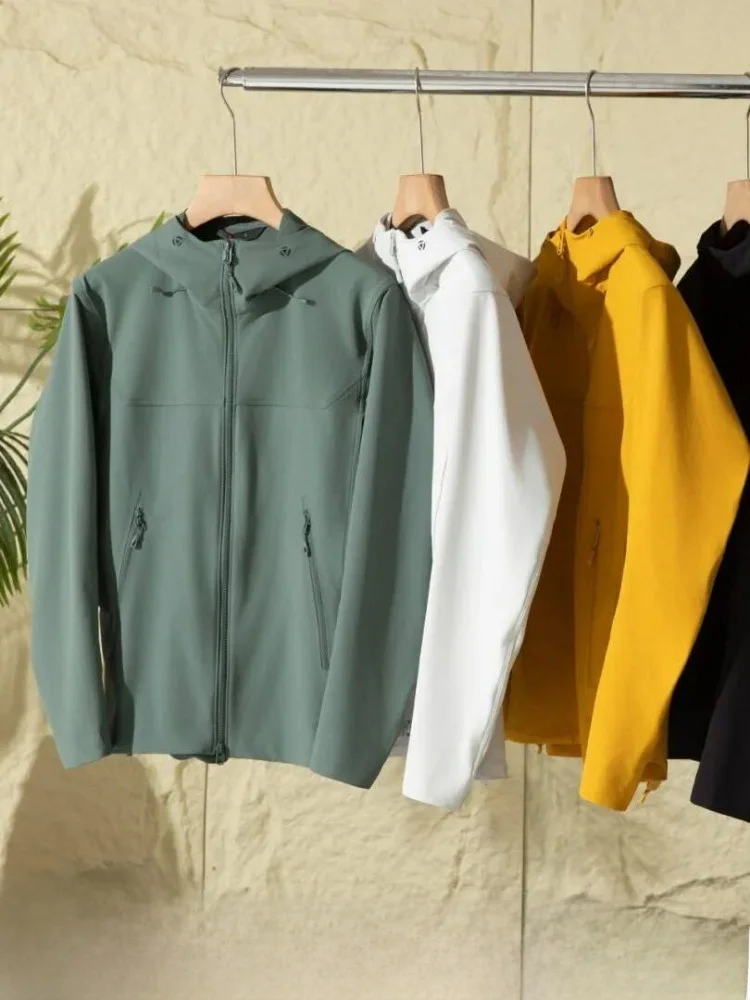 Outdoor Men's Softshell Jacket Windproof 3D Cut Polyester Fiber 95% Spandex 5% Spring Autumn Seasonal Full Coverage Coat
Outdoor Men's Softshell Jacket Windproof 3D Cut Polyester Fiber 95% Spandex 5% Spring Autumn Seasonal Full Coverage Coat