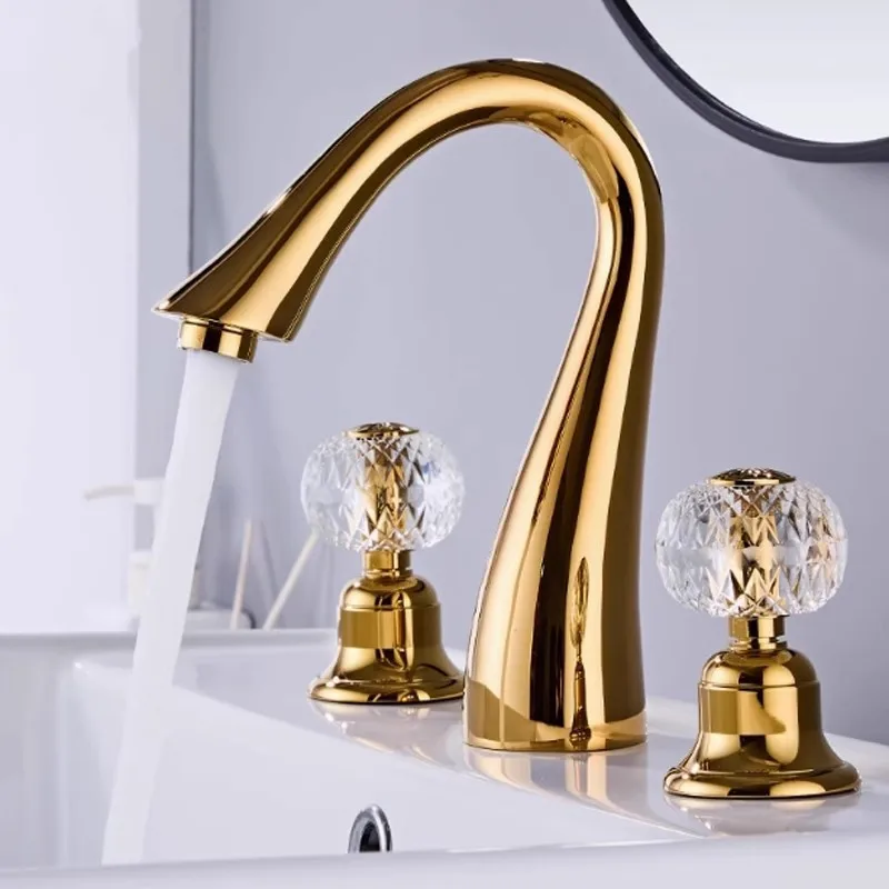 Luxury Gold Widespread Bathroom Basin Faucet Crystal Handle Lavatory Mixer Tap Brass Three Hole Sink tap New Art Faucet
Luxury Gold Widespread Bathroom Basin Faucet Crystal Handle Lavatory Mixer Tap Brass Three Hole Sink tap New Art Faucet