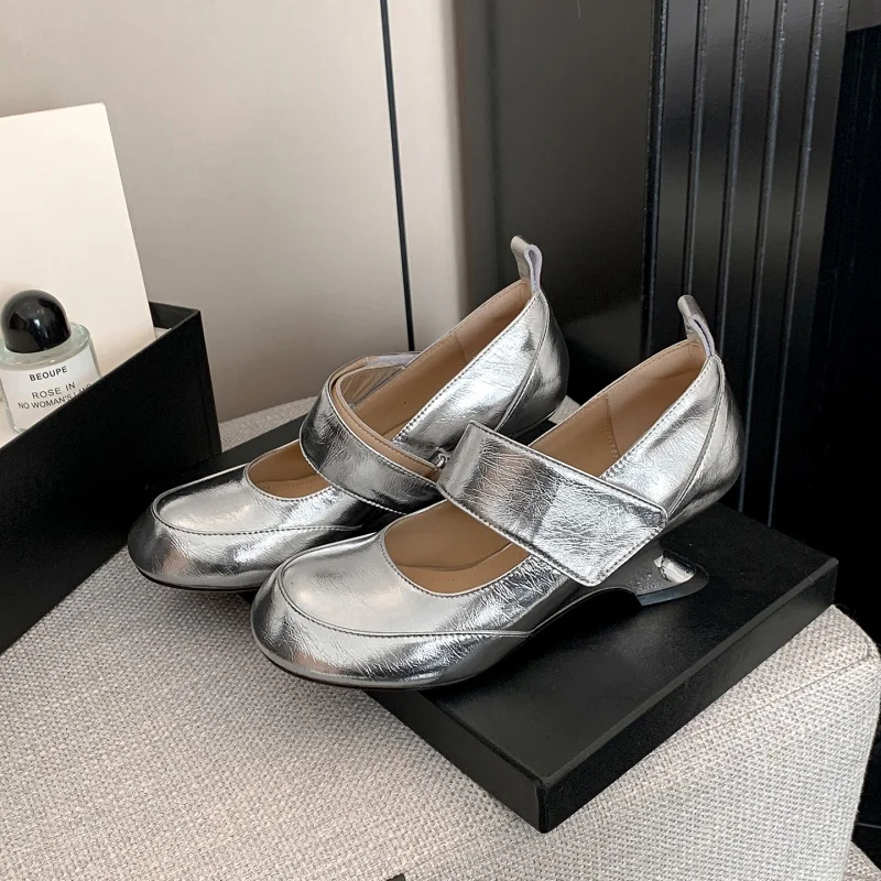 MKKHOU Fashion Pumps New High Quality Genuine Leather Shoes Round Head Mary Janes High Heels Women's Heels Shoes
MKKHOU Fashion Pumps New High Quality Genuine Leather Shoes Round Head Mary Janes High Heels Women's Heels Shoes