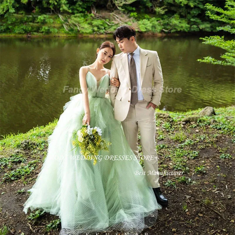 MODX Elegant Green Korea Wedding Dress A Line V Neck Bridal Gown Sleeveless Soft Tulle Bridal Dresses Evening Gowns Formal Party
MODX Elegant Green Korea Wedding Dress A Line V Neck Bridal Gown Sleeveless Soft Tulle Bridal Dresses Evening Gowns Formal Party