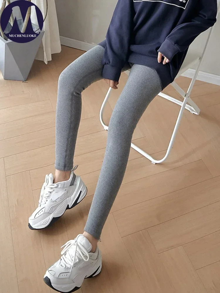Black Women's Winter Leggings Velvet Thermal Pants with Fleece Slimming Tight Skinny Thick Warm Leggings for Women Clothing
Black Women's Winter Leggings Velvet Thermal Pants with Fleece Slimming Tight Skinny Thick Warm Leggings for Women Clothing