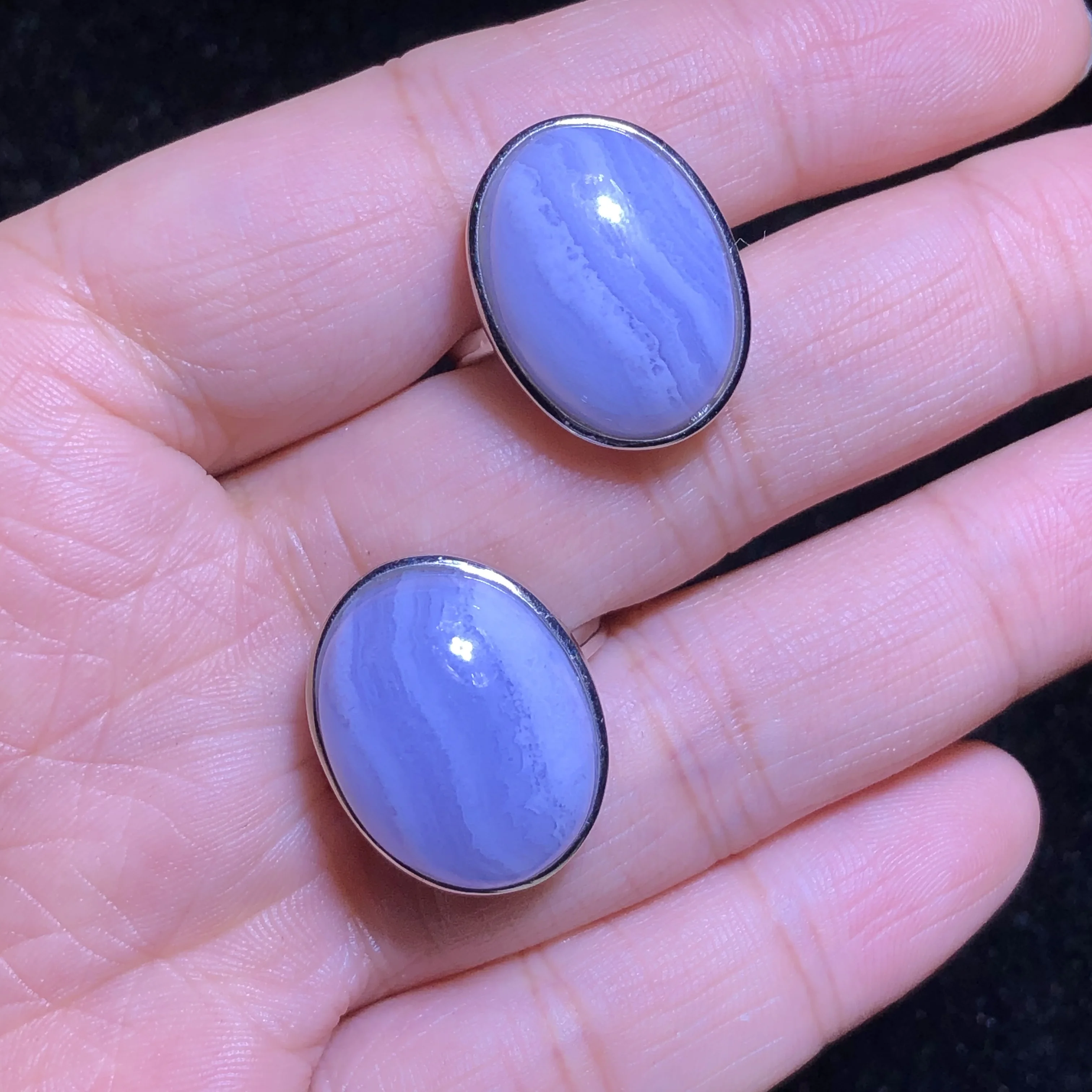 1 Pc Fengbaowu Natural Purple Blue Lace Agate Ring 925 Sterling Silver Reiki Healing Stone Fashion Jewelry Gift Women
1 Pc Fengbaowu Natural Purple Blue Lace Agate Ring 925 Sterling Silver Reiki Healing Stone Fashion Jewelry Gift Women