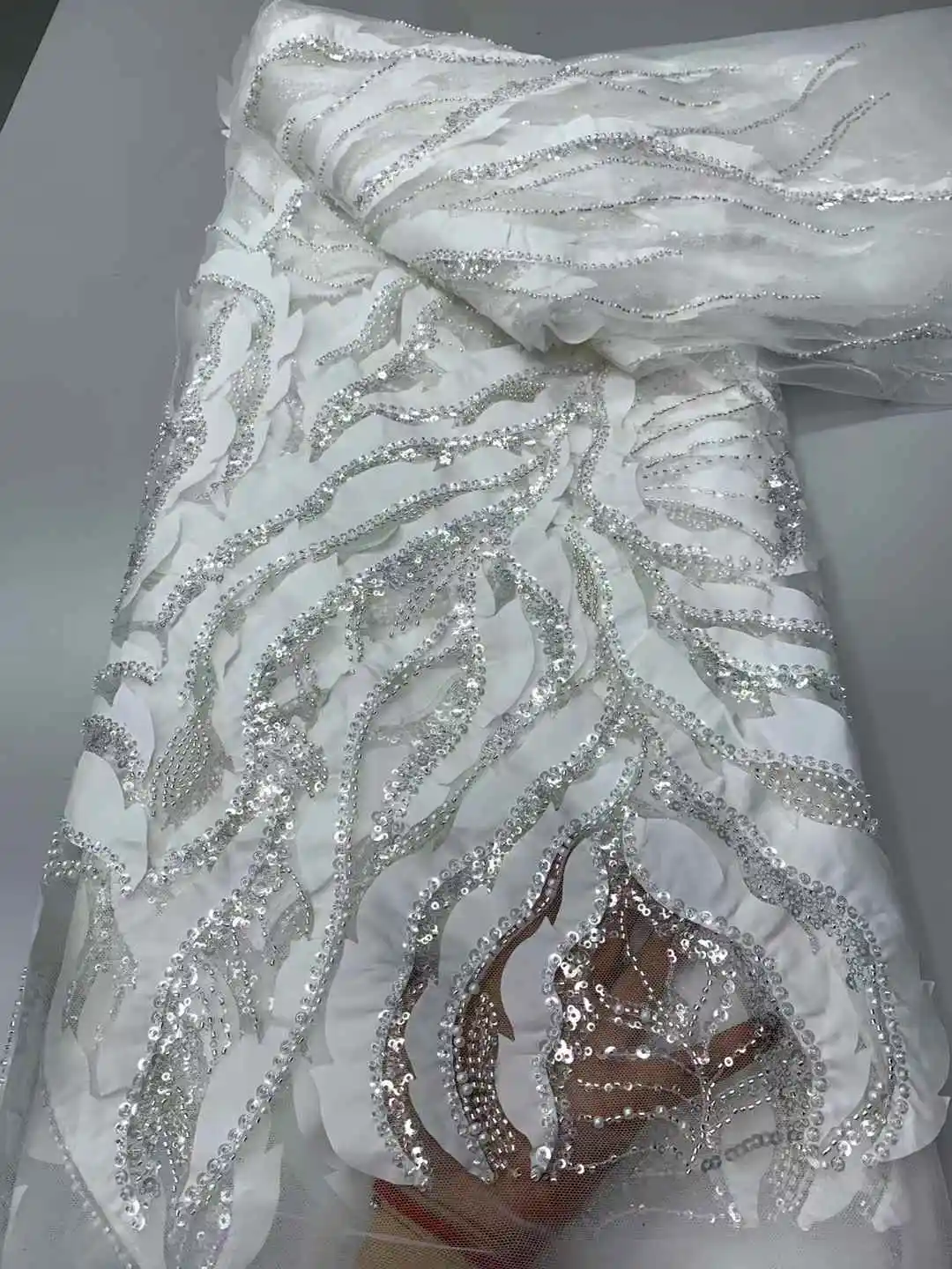 Luxury African 3D Lace Beaded Lace Fabric 2025 High Quality Lace Fabric Nigerian Tulle Mesh Lace Fabric for Wedding Dress Sewing
Luxury African 3D Lace Beaded Lace Fabric 2025 High Quality Lace Fabric Nigerian Tulle Mesh Lace Fabric for Wedding Dress Sewing
