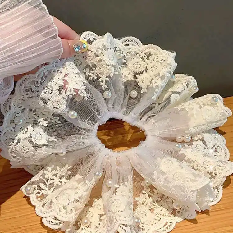 Pearl Lace Scrunchy White Fairy Embroidery Gentle Lace Low Bun Elegant Hair Tie Hair Flower for Women Sturdy
Pearl Lace Scrunchy White Fairy Embroidery Gentle Lace Low Bun Elegant Hair Tie Hair Flower for Women Sturdy