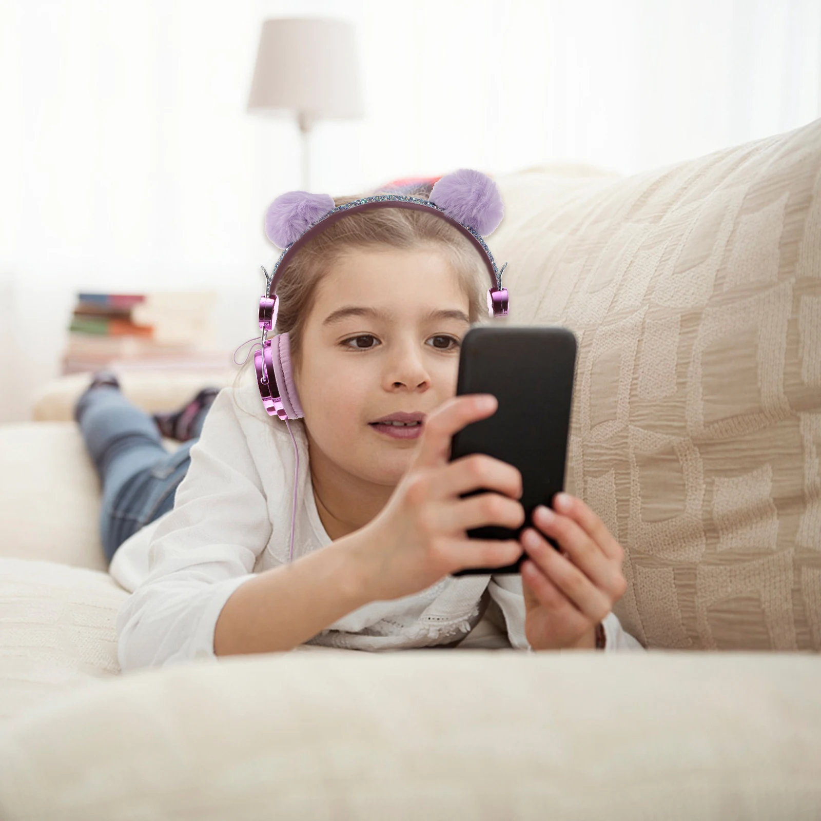 Cat Ear Headphones For Kids Girls Boys Shiny Rhinestone Sequin Cute Ears Comfortable Elastic High-Fidelity Headphones 
Cat Ear Headphones For Kids Girls Boys Shiny Rhinestone Sequin Cute Ears Comfortable Elastic High-Fidelity Headphones