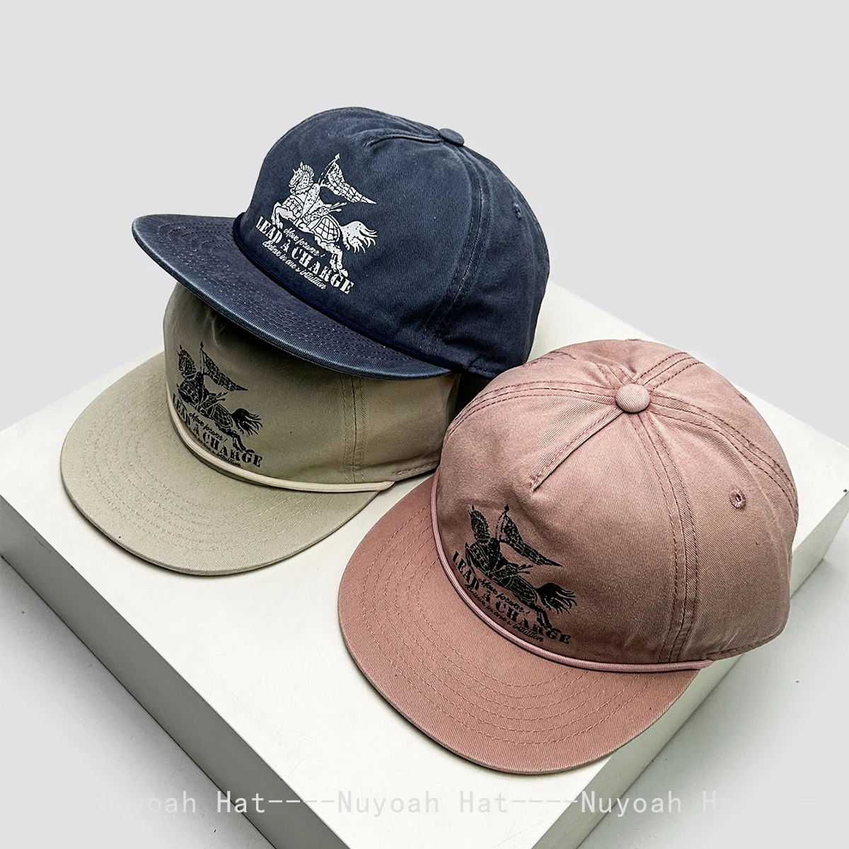 New Men Women Retro Printed Letters Horse Baseball Hats Sunshade Personal Versatile Flat Eave Peaked Caps Outdoor Fashion ins
New Men Women Retro Printed Letters Horse Baseball Hats Sunshade Personal Versatile Flat Eave Peaked Caps Outdoor Fashion ins