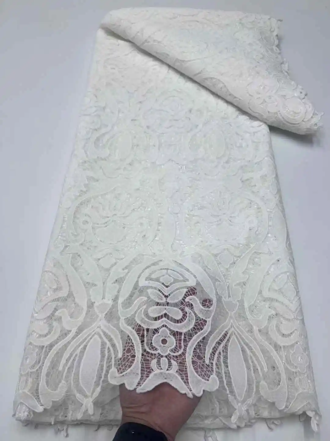 2025 Fashion Elegant White French Mesh Embroidery Lace Milk Silk Lace Fabric African Nigerian Cord Lace Fabric For Bride Dresses
2025 Fashion Elegant White French Mesh Embroidery Lace Milk Silk Lace Fabric African Nigerian Cord Lace Fabric For Bride Dresses