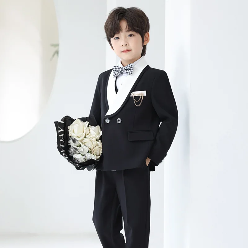 Kids Black White Luxurious 5Piece Jacket Vest Pants Bowtie Key Photograph Suit Boys Piano Ceremony Dress Child Birthday Costume
Kids Black White Luxurious 5Piece Jacket Vest Pants Bowtie Key Photograph Suit Boys Piano Ceremony Dress Child Birthday Costume