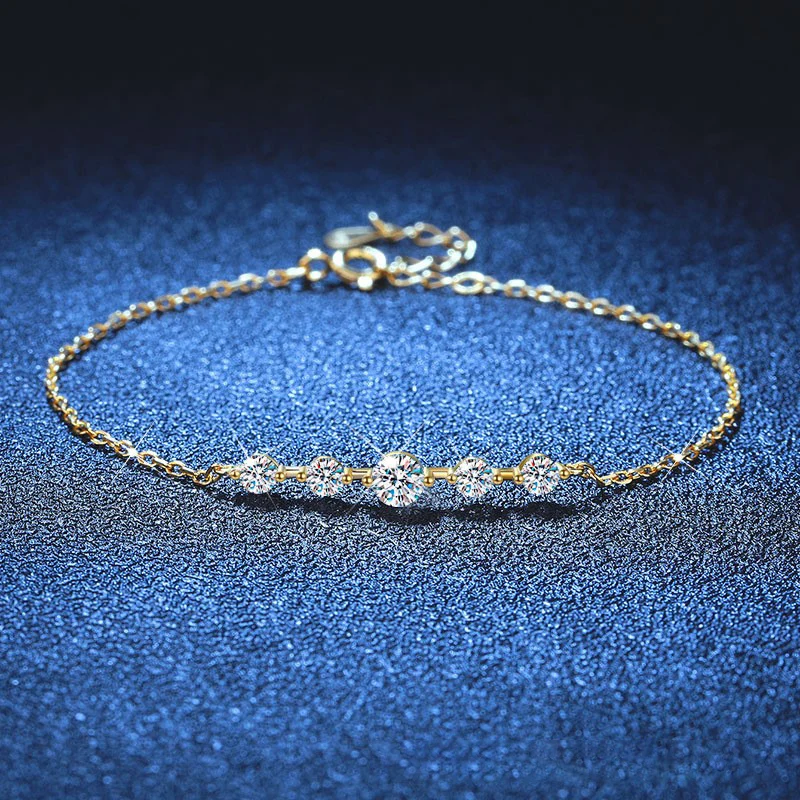 PT950 Platinum Set Moissanite Bracelet Adjustable Korean Edition Starry Diamond Bracelet PT950 Imprint Gift for Girlfriend
PT950 Platinum Set Moissanite Bracelet Adjustable Korean Edition Starry Diamond Bracelet PT950 Imprint Gift for Girlfriend