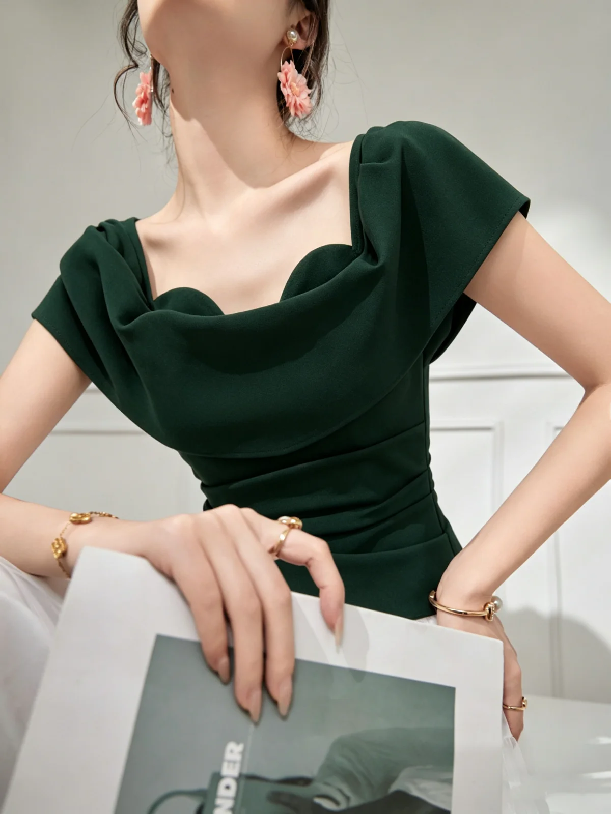 Lulu Unique Design Slimming Top Age-Defying Summer New Arrival Women's Fashion plus Size Inner Wear Pear Shape Regular Length
Lulu Unique Design Slimming Top Age-Defying Summer New Arrival Women's Fashion plus Size Inner Wear Pear Shape Regular Length