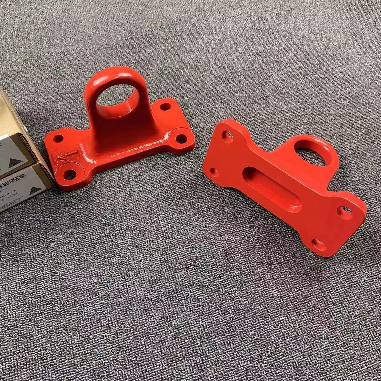 LR138315/9442 для Land Rover Defender 110 2020-2024, фаркоп, спасательный задний прицеп, черный крючок, металлический красный атласный чехол, аксессуары
LR138315/9442 для Land Rover Defender 110 2020-2024, фаркоп, спасательный задний прицеп, черный крючок, металлический красный атласный чехол, аксессуары