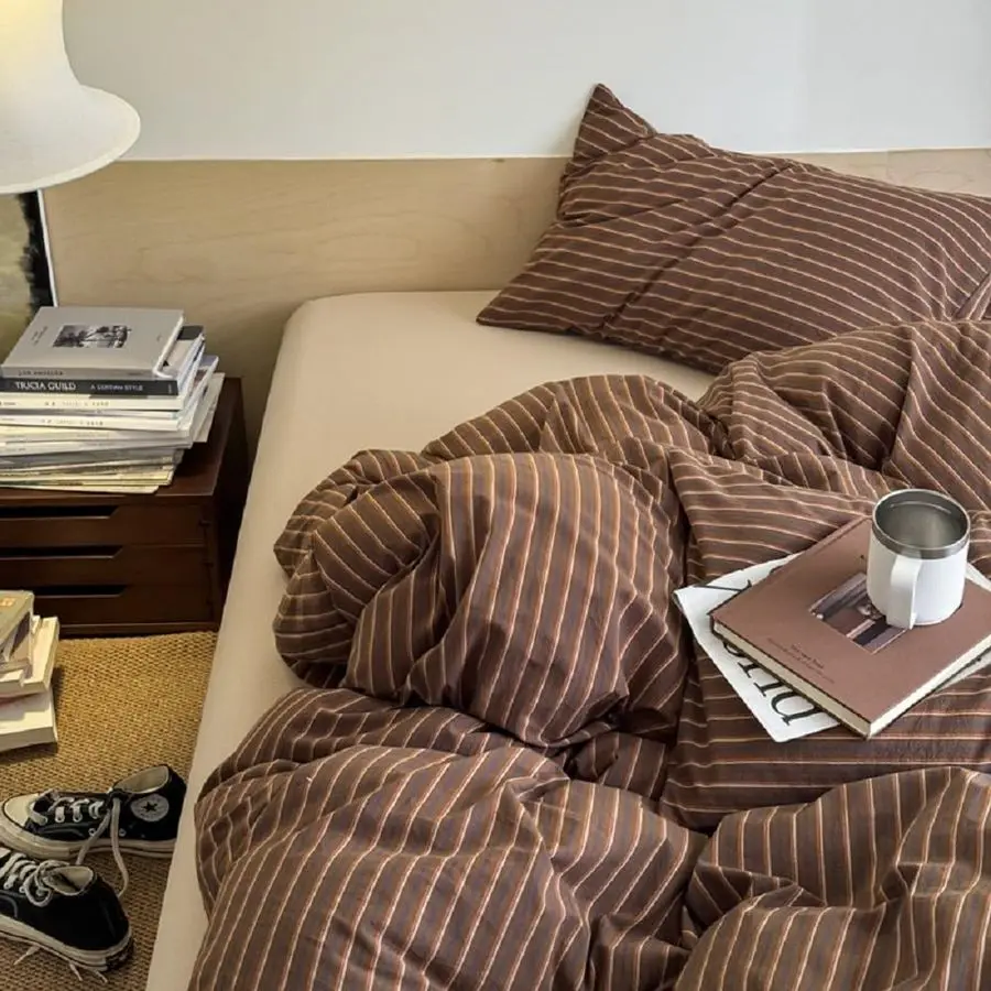 Cover Set King Size Brown Striped Bedding Set for Girls Boys,Modern Back to School Duvet Cover Kids with Zipper Closure and 2 Pi
Cover Set King Size Brown Striped Bedding Set for Girls Boys,Modern Back to School Duvet Cover Kids with Zipper Closure and 2 Pi