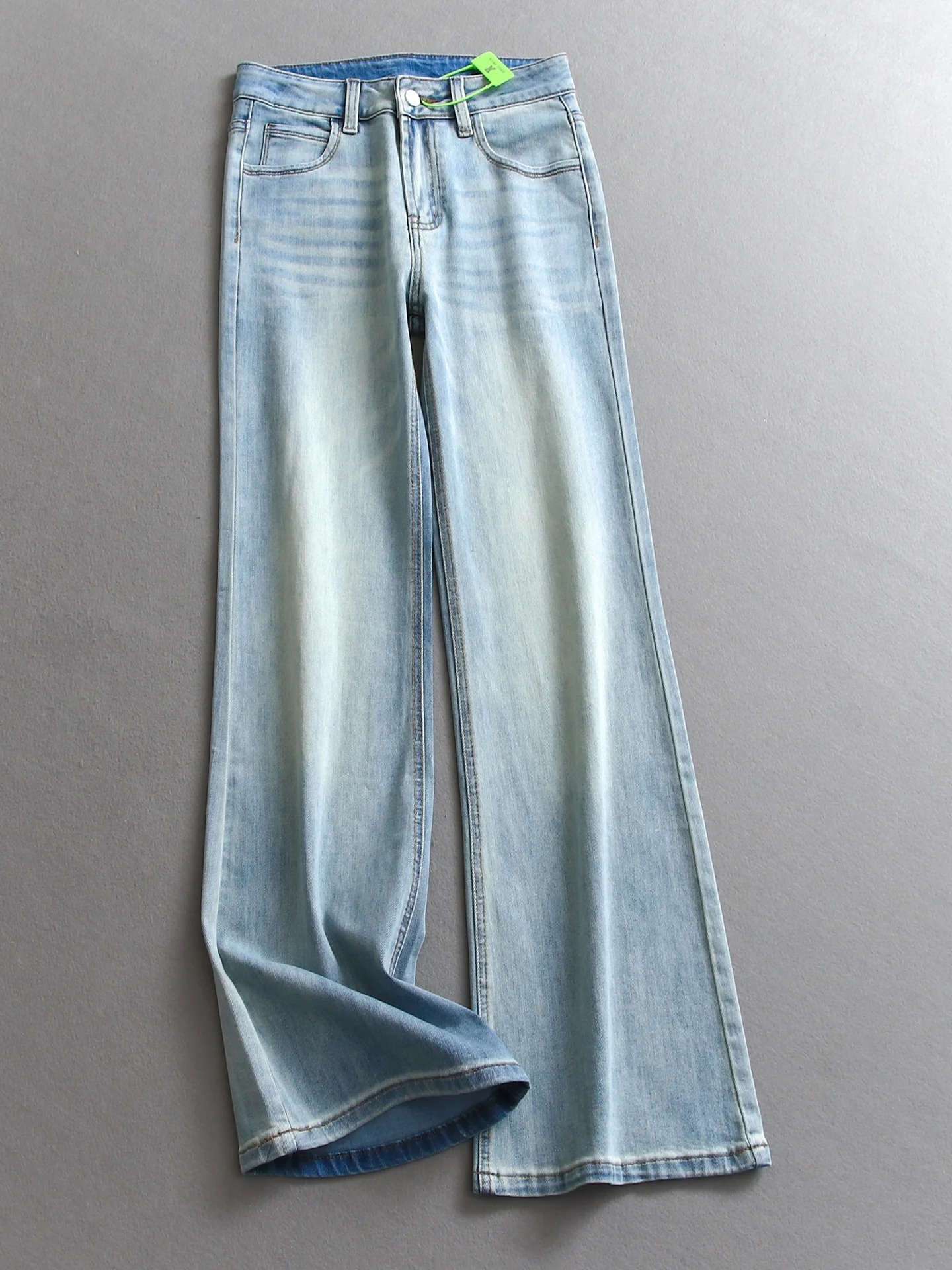 Light Blue High Waist Slimming Washed out Jeans Women's Wide Leg Pants Bell Bottoms Comfortable Breathable All Season Denim
Light Blue High Waist Slimming Washed out Jeans Women's Wide Leg Pants Bell Bottoms Comfortable Breathable All Season Denim