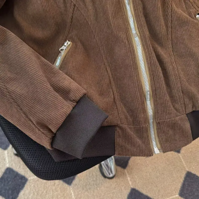 Американская вельветовая рабочая одежда в стиле ретро, мужская свободная модная брендовая летная бейсбольная куртка, весна-осень, длинный све
Американская вельветовая рабочая одежда в стиле ретро, мужская свободная модная брендовая летная бейсбольная куртка, весна-осень, длинный све