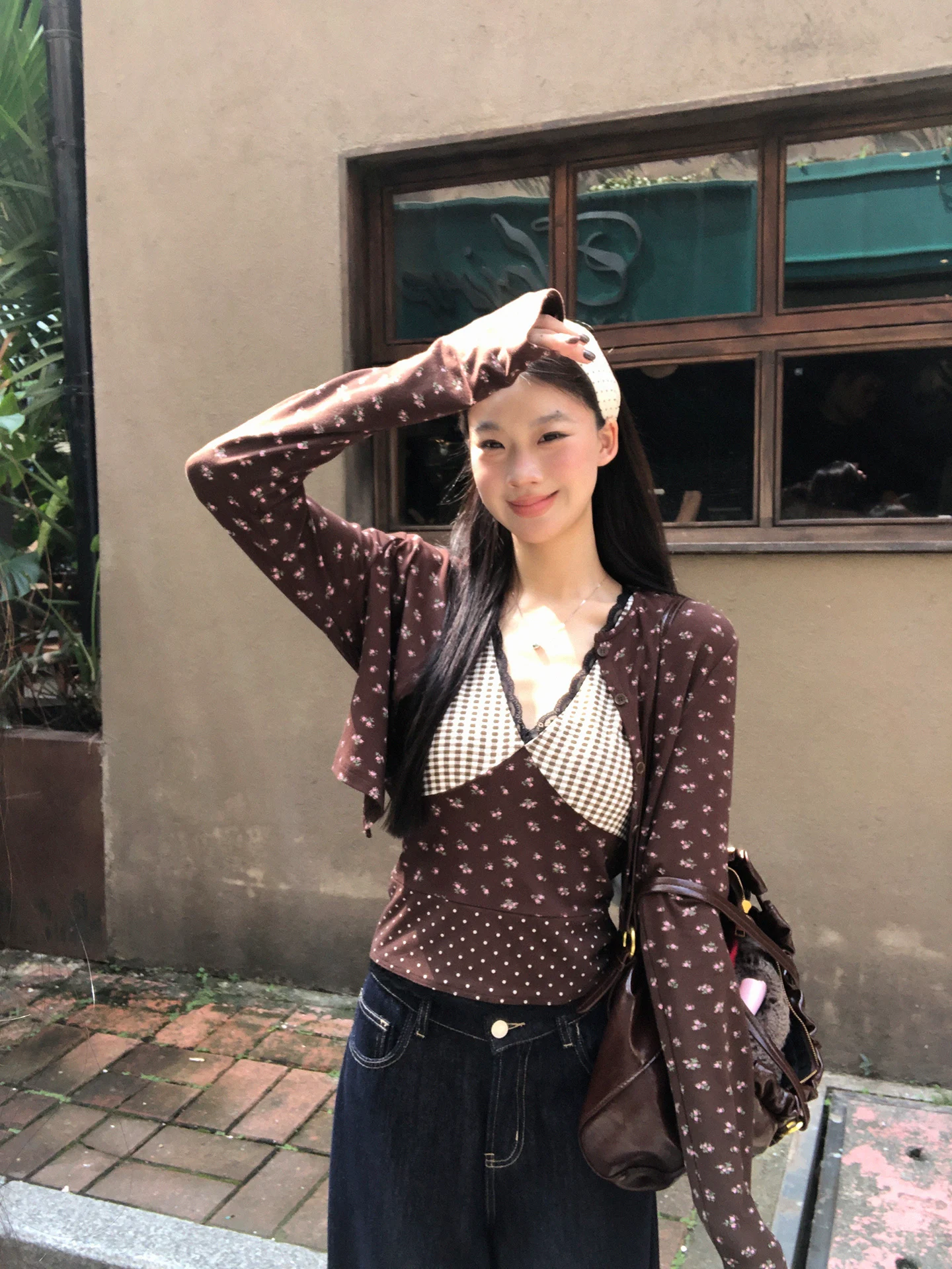 Красная ulari l Женская куртка, осень 20225, новый Sle, этот год, корейский повседневный топ цвета кофе с цветочным принтом
Красная ulari l Женская куртка, осень 20225, новый Sle, этот год, корейский повседневный топ цвета кофе с цветочным принтом