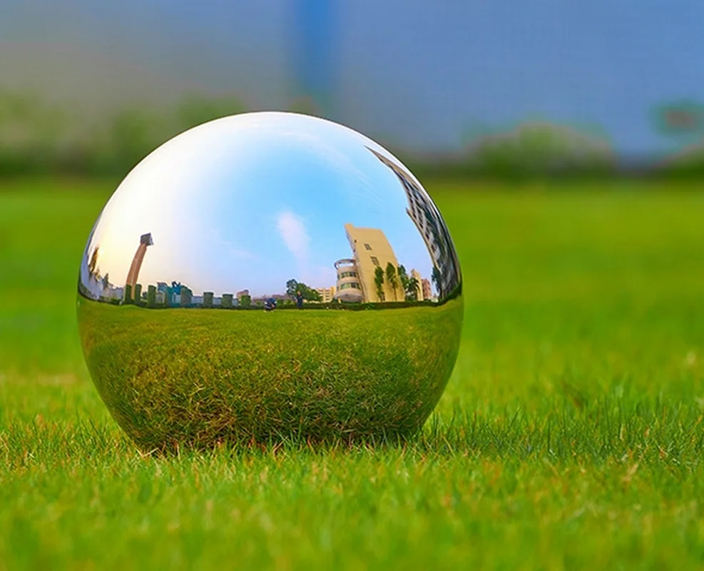 Stainless steel hollow ball mirror polished shiny sphere, suitable for various decorations and ornaments
Stainless steel hollow ball mirror polished shiny sphere, suitable for various decorations and ornaments