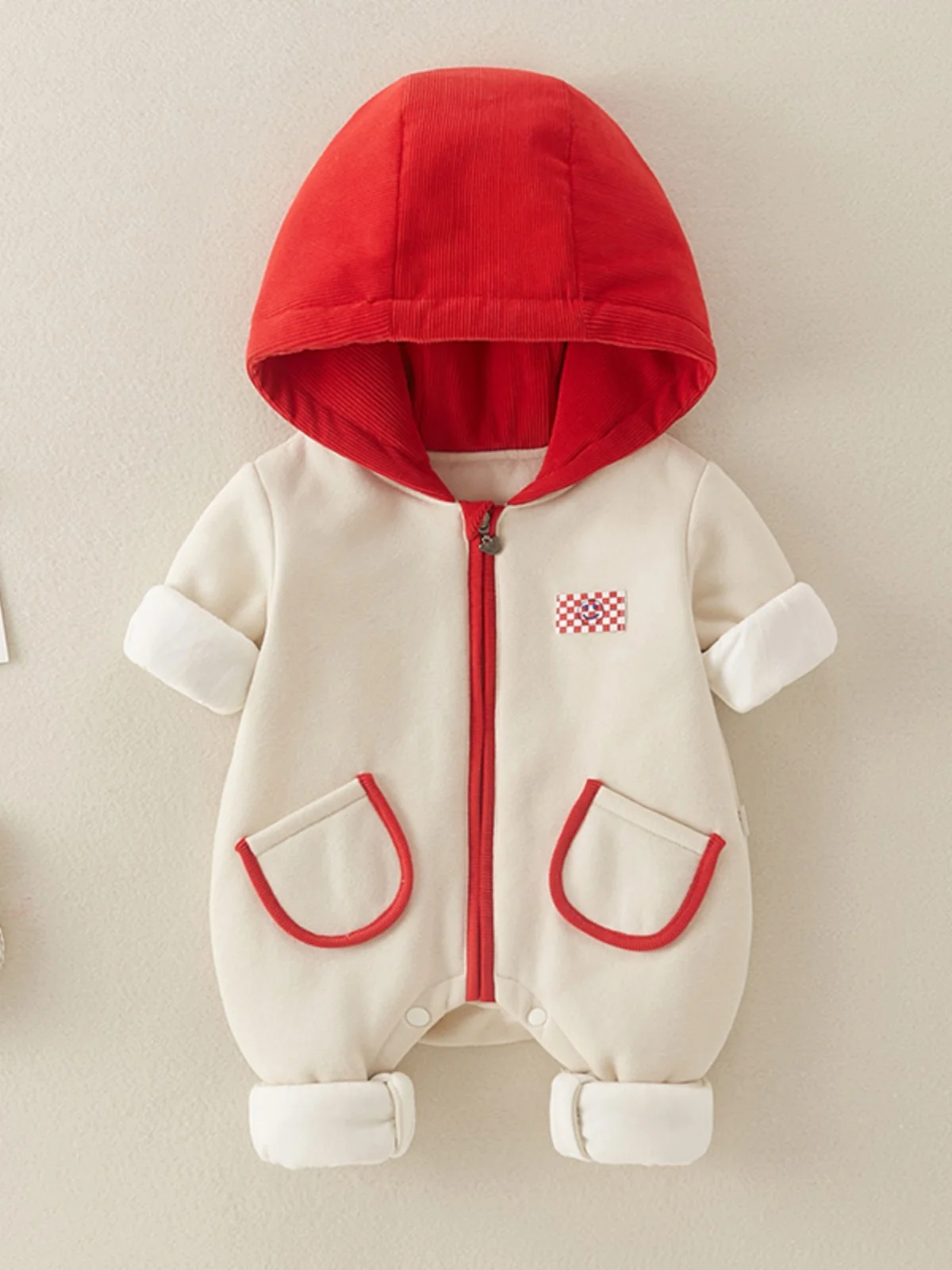 Newborn Baby Clothes Autumn Winter Long Sve Hooded Cotton Outfit Warm Cling Suit for Infants And Toddlers under 7 Year...
Newborn Baby Clothes Autumn Winter Long Sve Hooded Cotton Outfit Warm Cling Suit for Infants And Toddlers under 7 Year...