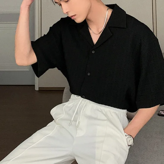 Fashion Cuban Collar Shirt Short-sleeved Men's 2026 Summer New Loose Casual Versatile T-shirt
Fashion Cuban Collar Shirt Short-sleeved Men's 2026 Summer New Loose Casual Versatile T-shirt