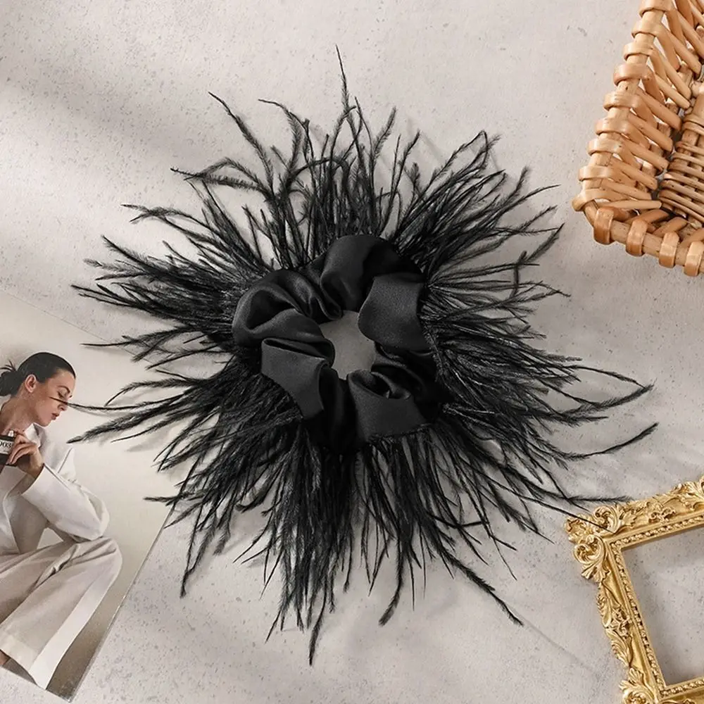 Hair Ring Head Rope Rubber Band Elastic Head Rope Satin Hair Ring Feather Hair Rope Korean Style Scrunchies Female Hair Ties
Hair Ring Head Rope Rubber Band Elastic Head Rope Satin Hair Ring Feather Hair Rope Korean Style Scrunchies Female Hair Ties