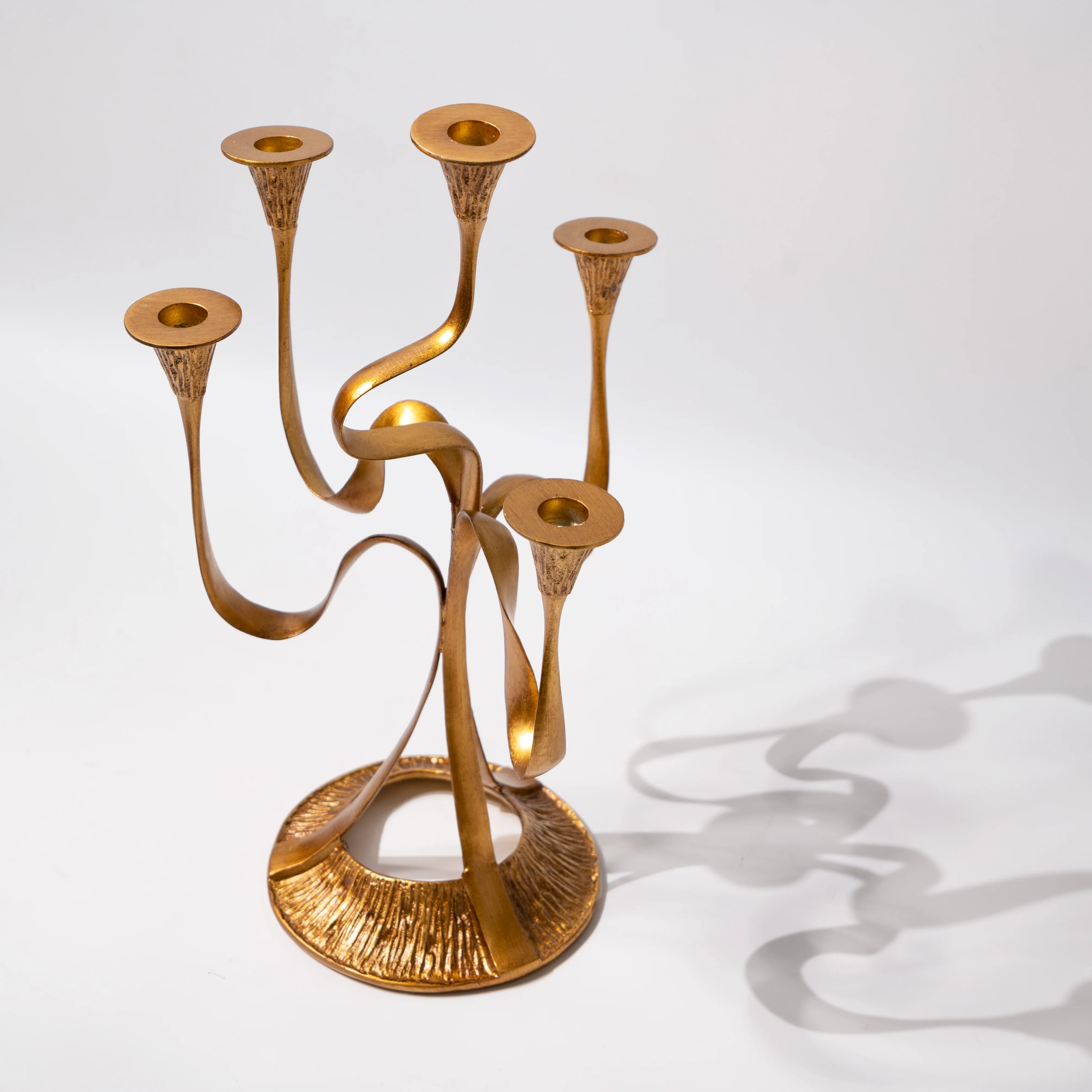 Самый продаваемый товар: Современный металлический подсвечник с пятью головками для декора интерьера дома
Самый продаваемый товар: Современный металлический подсвечник с пятью головками для декора интерьера дома