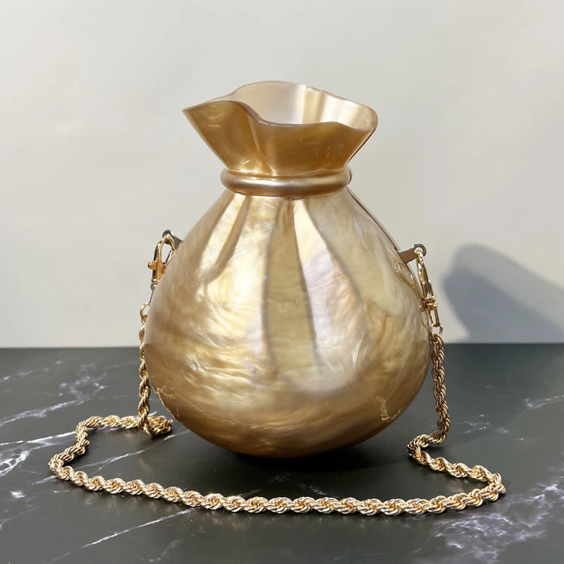 Модные мини-акриловые клатчи-вазы, вечерние сумки для женщин, роскошные дизайнерские сумки, кошельки, новинка 2023 года, с ремешком-цепочкой, подмышками на плечо 
Модные мини-акриловые клатчи-вазы, вечерние сумки для женщин, роскошные дизайнерские сумки, кошельки, новинка 2023 года, с ремешком-цепочкой, подмышками на плечо